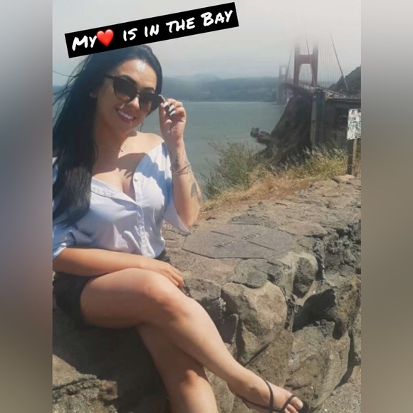 Meet your Posher, Evelyn - Picture 3 of 10